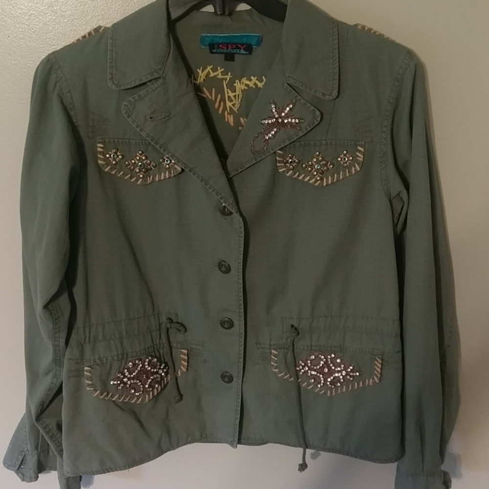 🔥🔥SALE🔥🔥
Green Jacket - Picture 2 of 8